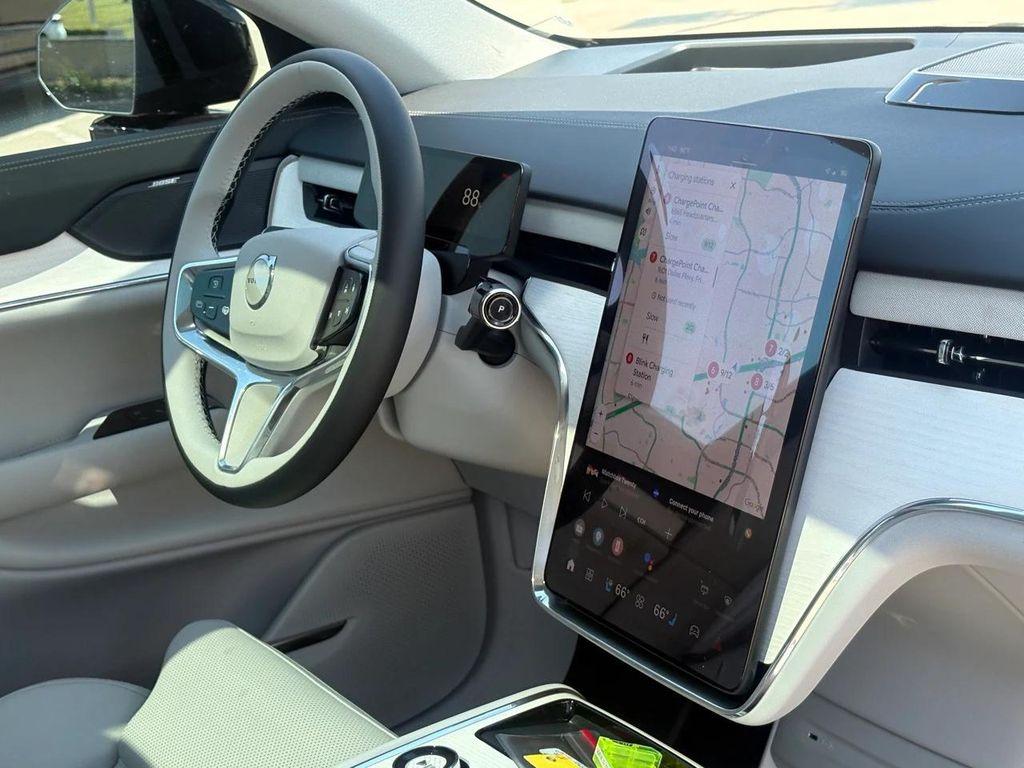 new 2025 Volvo EX90 car, priced at $84,720