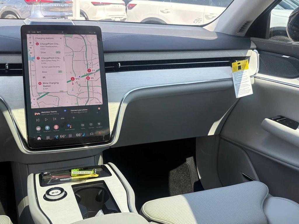 new 2025 Volvo EX90 car, priced at $84,720