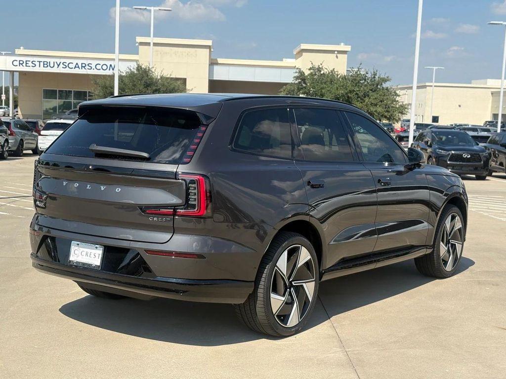 new 2025 Volvo EX90 car, priced at $84,720