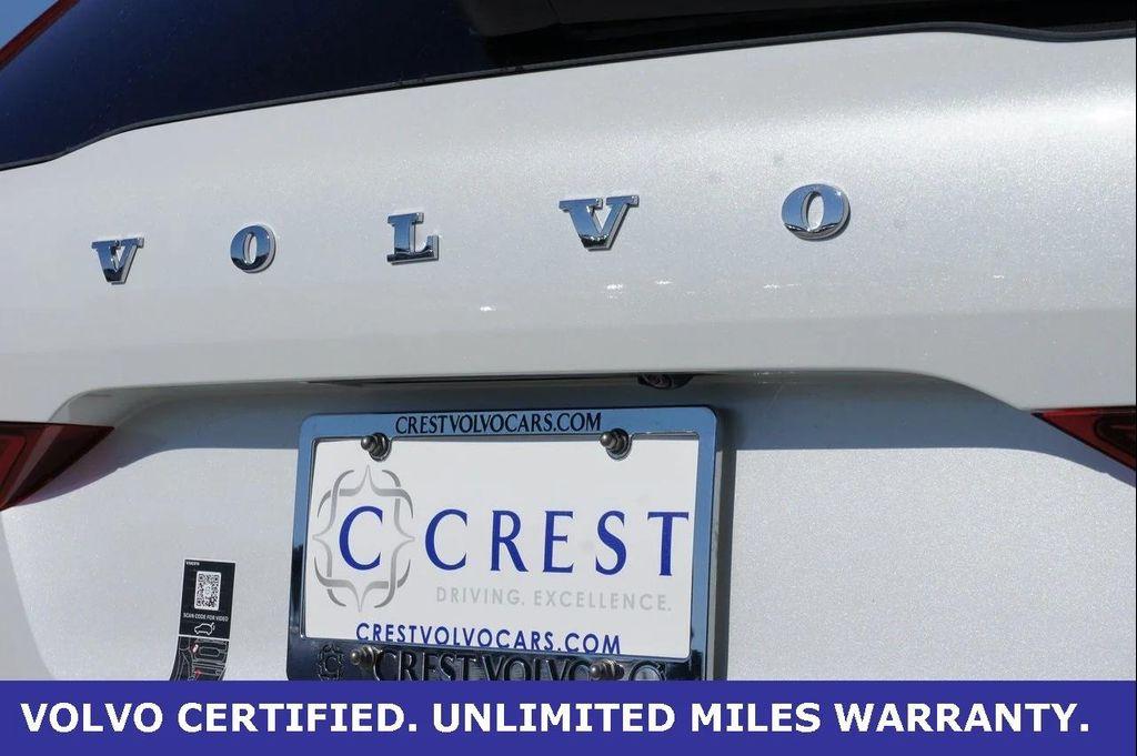 new 2025 Volvo XC60 car, priced at $50,710
