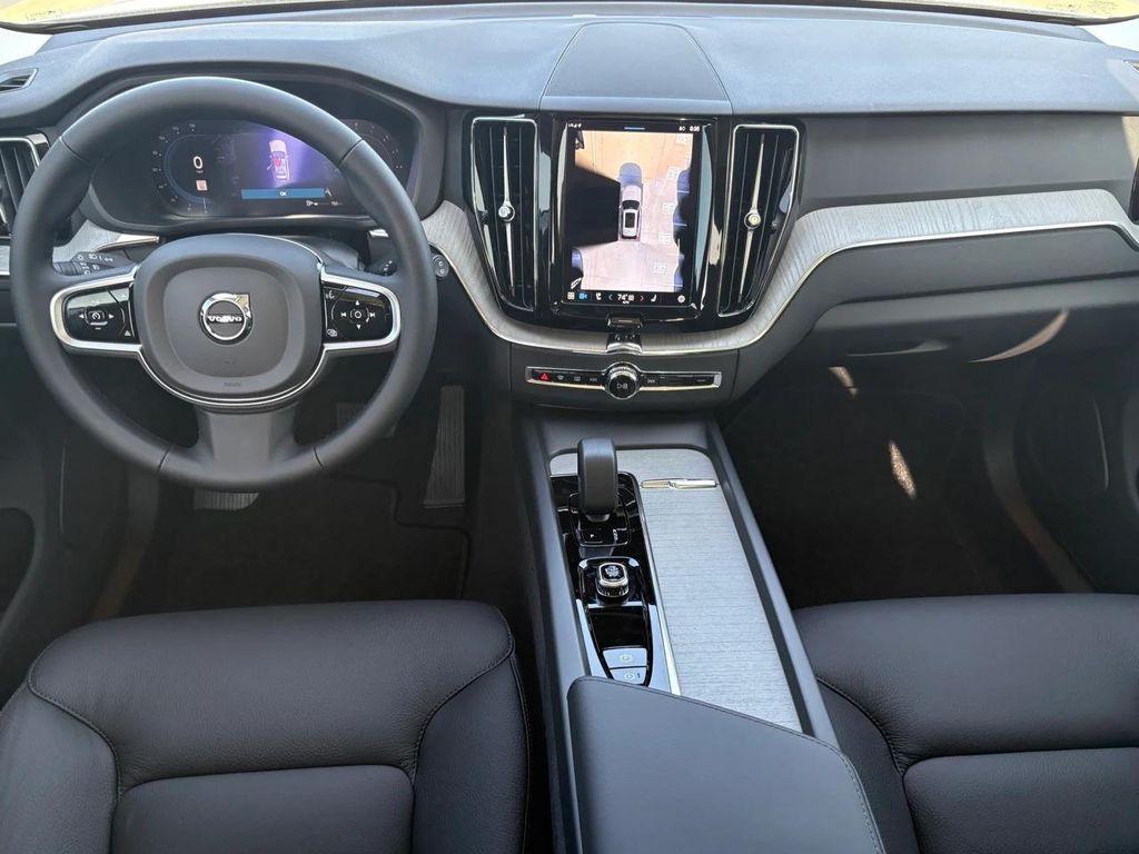 new 2025 Volvo XC60 car, priced at $54,560