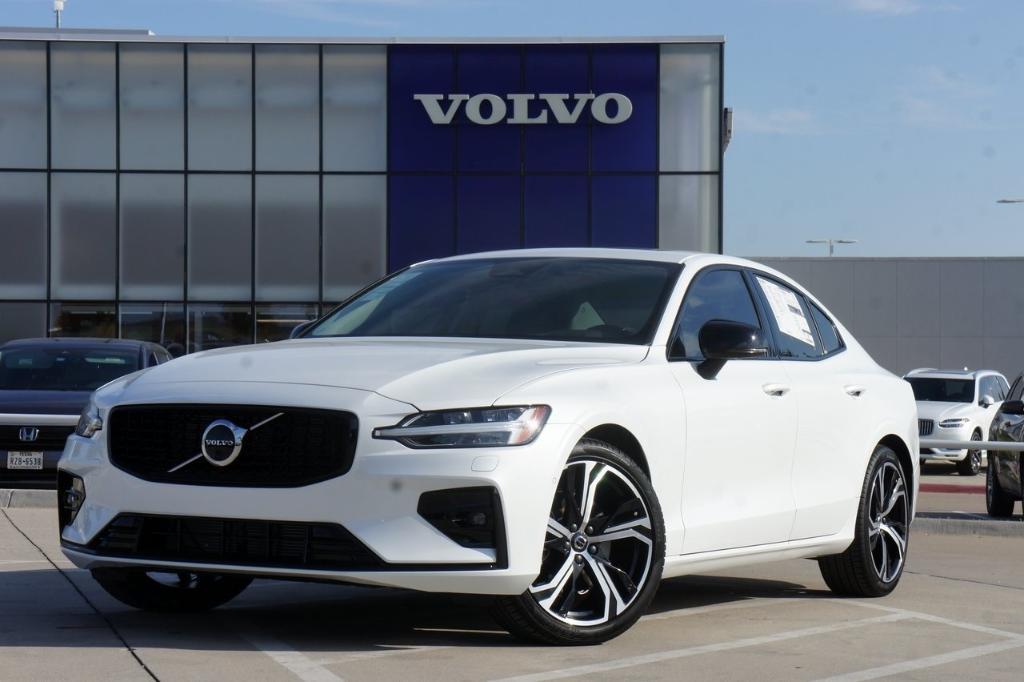 new 2024 Volvo S60 car, priced at $46,166