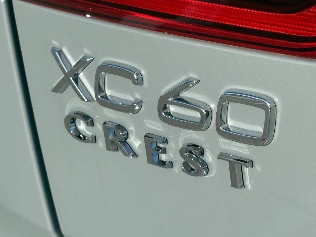 new 2026 Volvo XC60 Plug-In Hybrid car, priced at $75,235