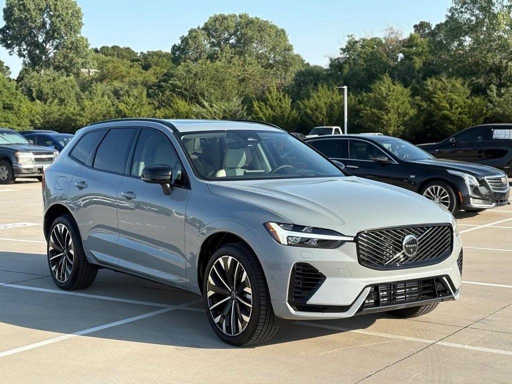 new 2026 Volvo XC60 Plug-In Hybrid car, priced at $75,235