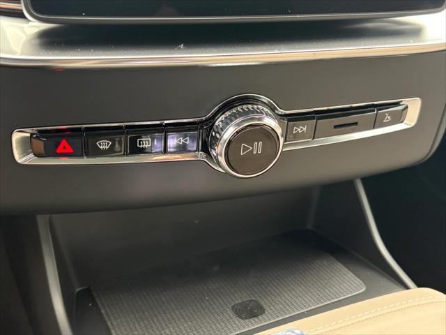 new 2025 Volvo XC90 car, priced at $62,555