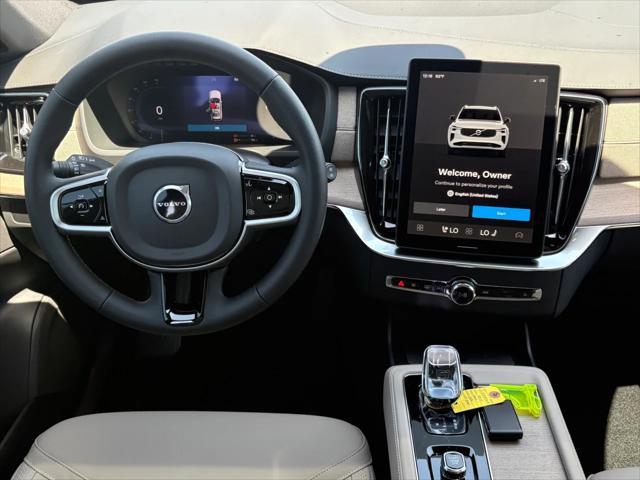 new 2025 Volvo XC90 Plug-In Hybrid car, priced at $75,485