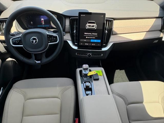 new 2025 Volvo XC90 Plug-In Hybrid car, priced at $75,485
