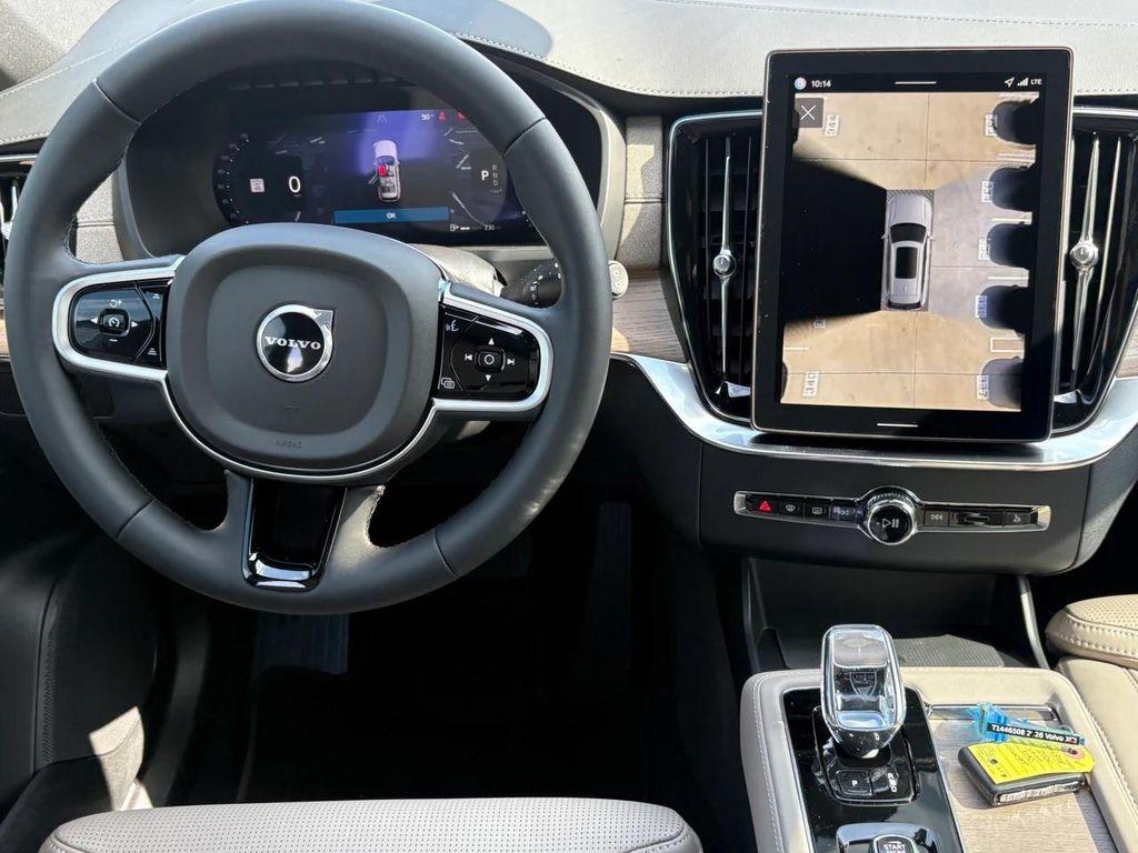 new 2026 Volvo XC90 car, priced at $75,155