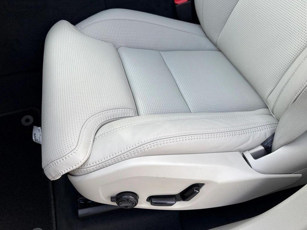 new 2026 Volvo XC60 car, priced at $67,780
