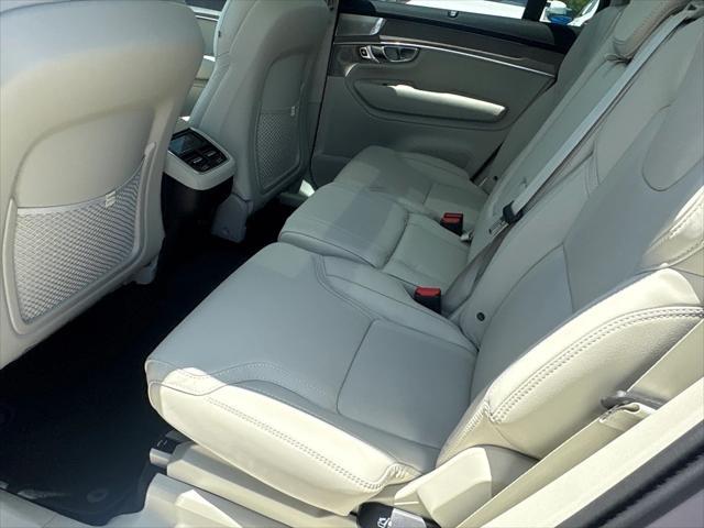 new 2026 Volvo XC90 car, priced at $83,450