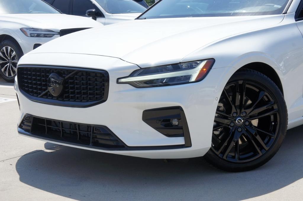 new 2024 Volvo S60 car, priced at $44,033