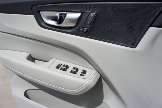 new 2025 Volvo XC60 car, priced at $53,745