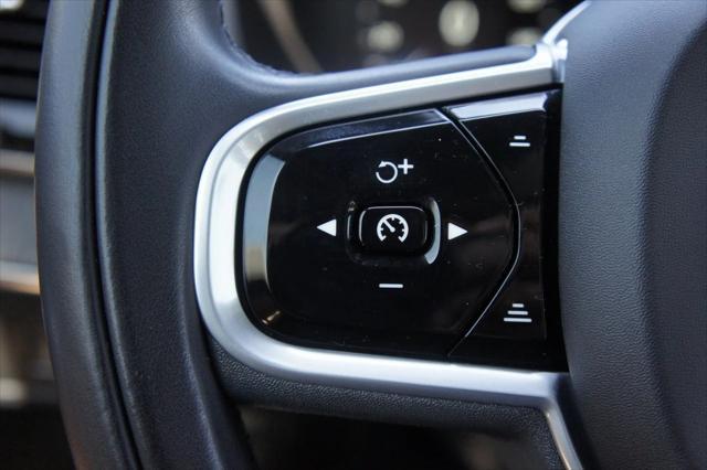 used 2022 Volvo XC90 car, priced at $44,894