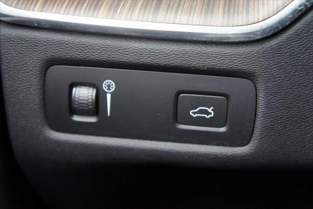 used 2022 Volvo XC60 car, priced at $42,284