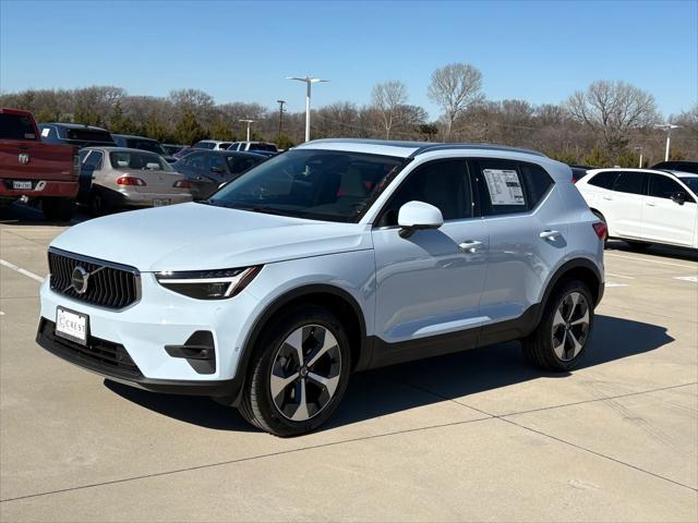 new 2025 Volvo XC40 car, priced at $47,695