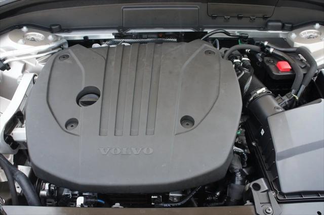 new 2025 Volvo XC60 car, priced at $55,360