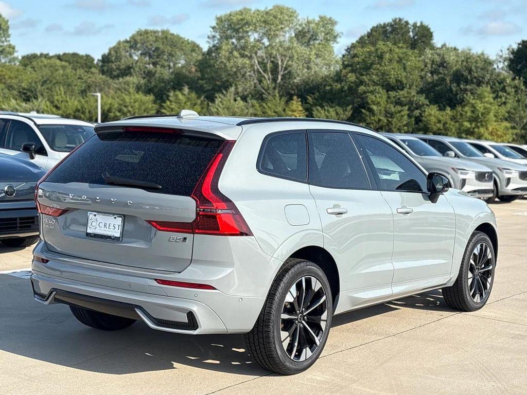 new 2026 Volvo XC60 car, priced at $57,985