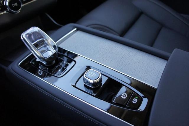 new 2025 Volvo XC90 Plug-In Hybrid car, priced at $82,405
