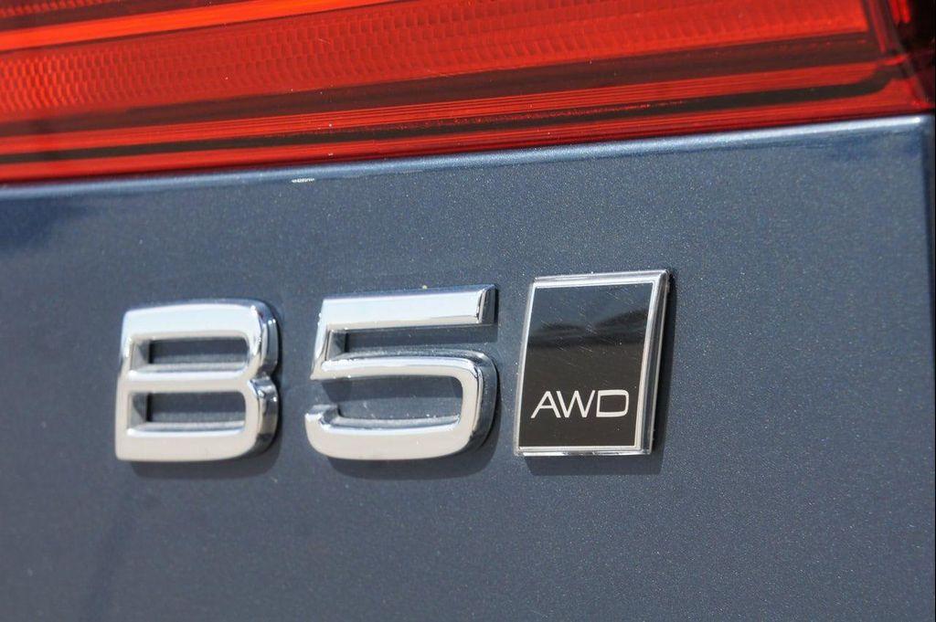 used 2025 Volvo XC60 car, priced at $38,800