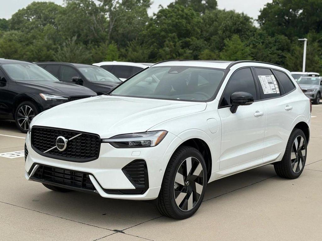 new 2025 Volvo XC60 Plug-In Hybrid car, priced at $66,260