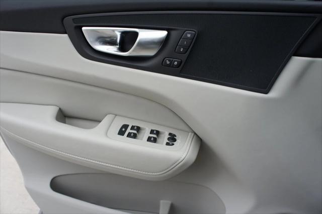 new 2025 Volvo XC60 car, priced at $49,895
