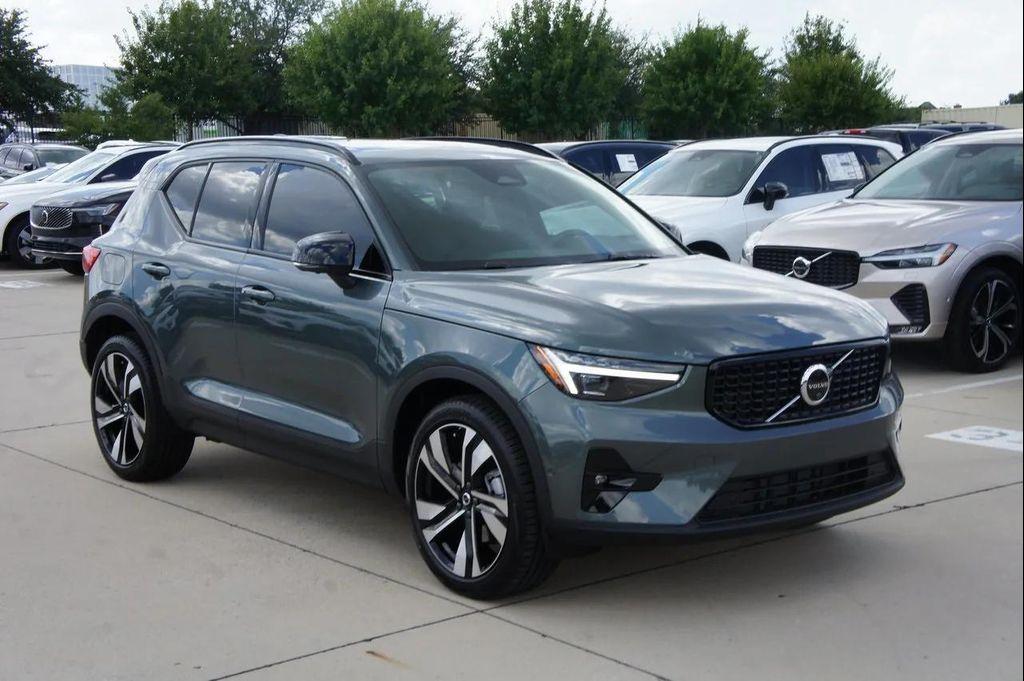 new 2026 Volvo XC40 car, priced at $51,750