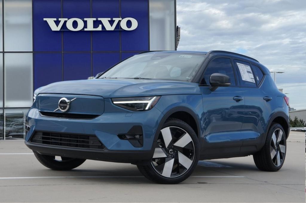 new 2024 Volvo XC40 Recharge Pure Electric car, priced at $58,340
