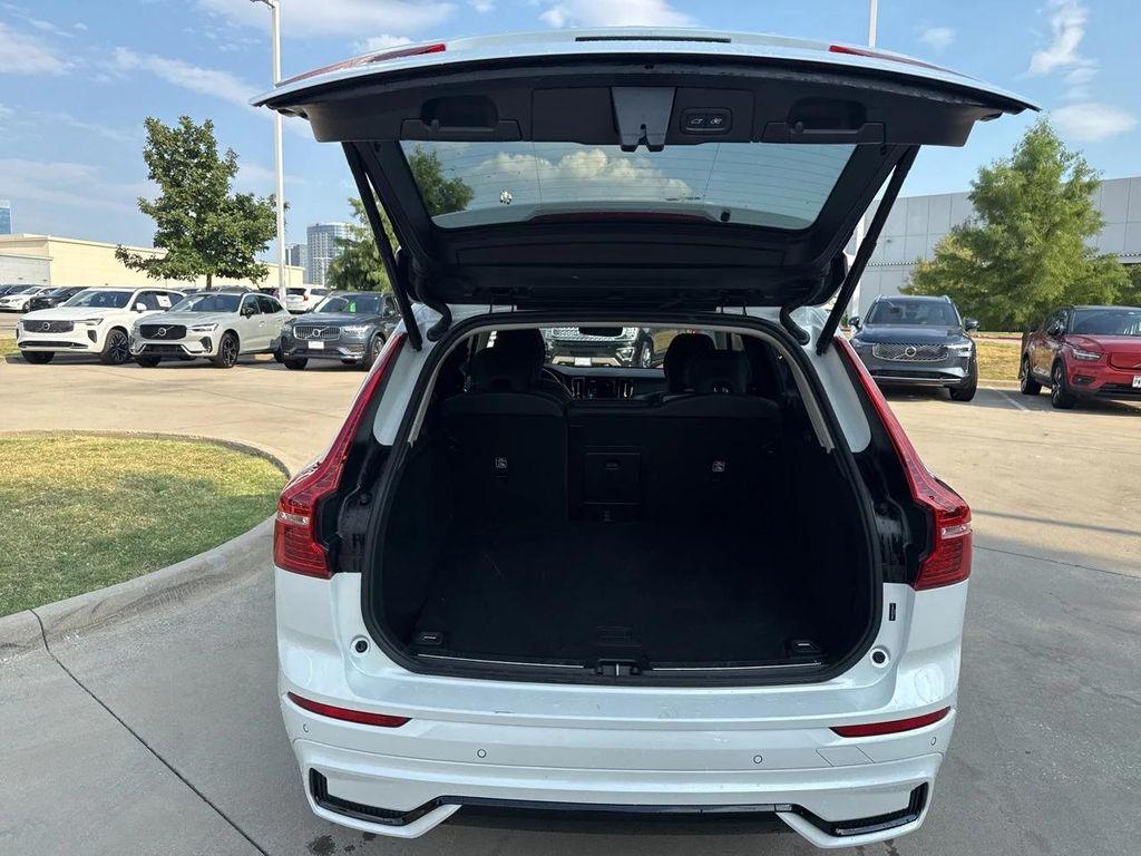 used 2025 Volvo XC60 car, priced at $39,500