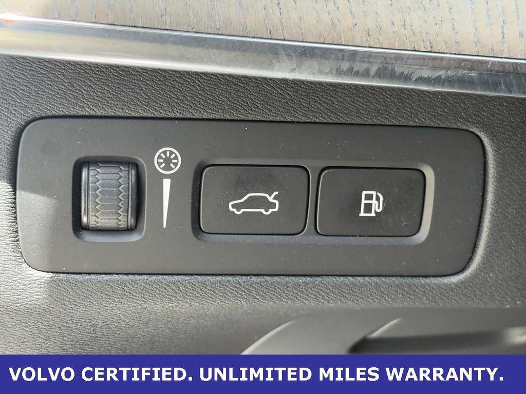 used 2022 Volvo XC90 Recharge Plug-In Hybrid car, priced at $44,800