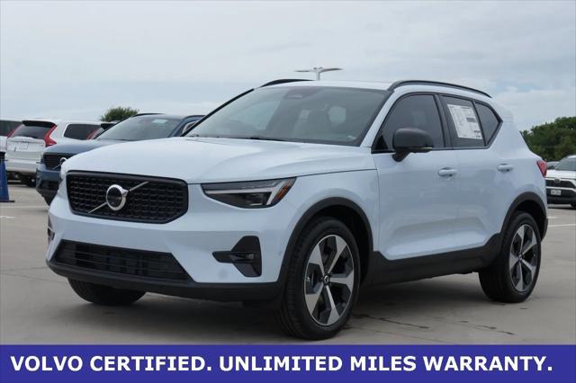 new 2025 Volvo XC40 car, priced at $47,110