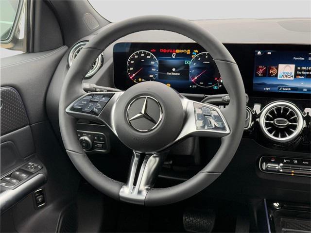 new 2025 Mercedes-Benz GLA 250 car, priced at $47,295