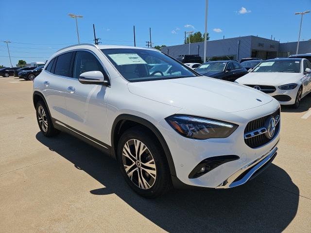 new 2025 Mercedes-Benz GLA 250 car, priced at $47,295