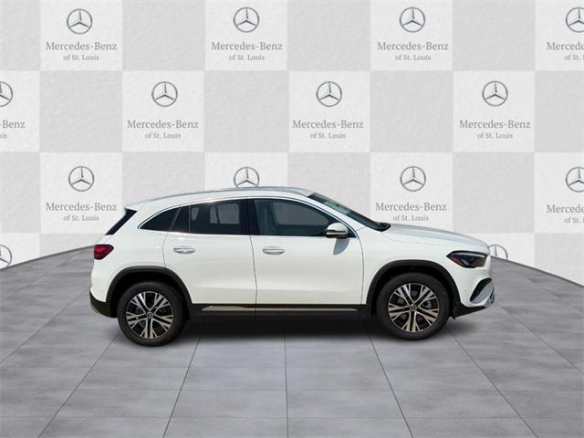 new 2025 Mercedes-Benz GLA 250 car, priced at $47,295