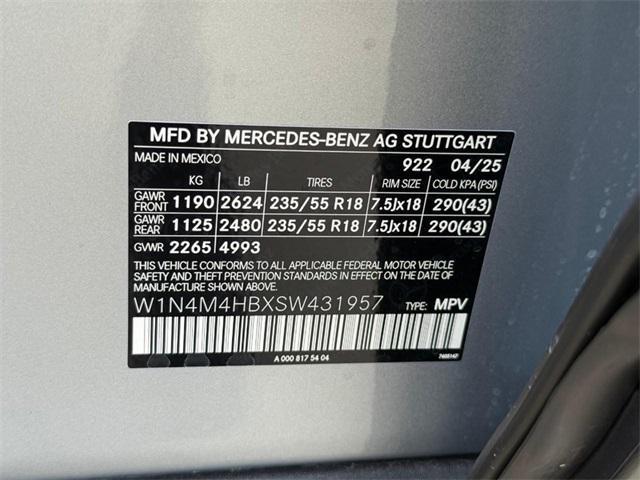 new 2025 Mercedes-Benz GLB 250 car, priced at $55,045