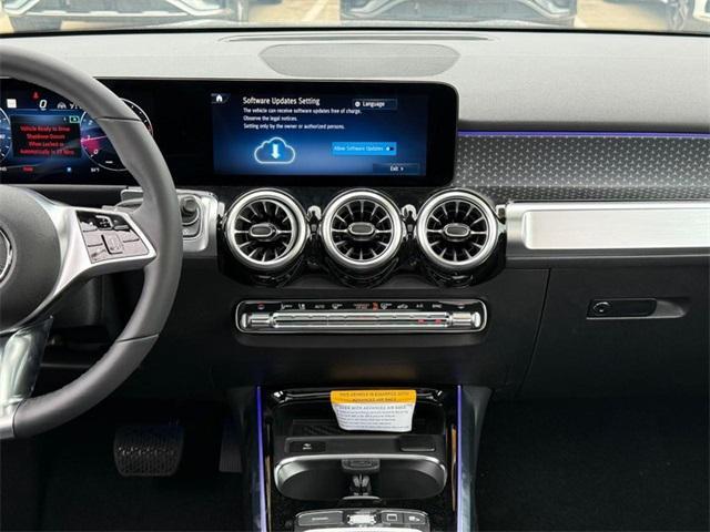 new 2025 Mercedes-Benz GLB 250 car, priced at $55,045