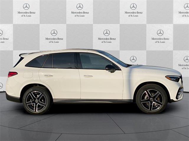 new 2025 Mercedes-Benz GLC 300 car, priced at $60,035