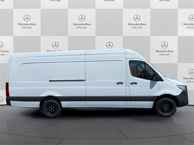 new 2024 Mercedes-Benz Sprinter 3500 car, priced at $77,565