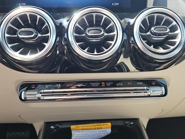 new 2025 Mercedes-Benz GLA 250 car, priced at $47,295