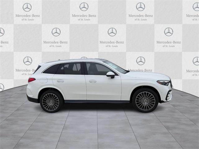 new 2025 Mercedes-Benz GLC 300 car, priced at $69,320