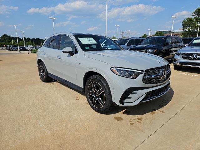 new 2025 Mercedes-Benz GLC 350e car, priced at $73,580