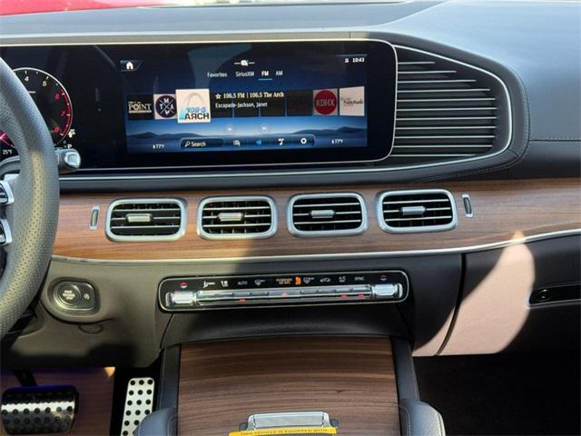 new 2025 Mercedes-Benz GLS 450 car, priced at $95,365
