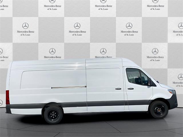 new 2024 Mercedes-Benz Sprinter 3500 car, priced at $77,565