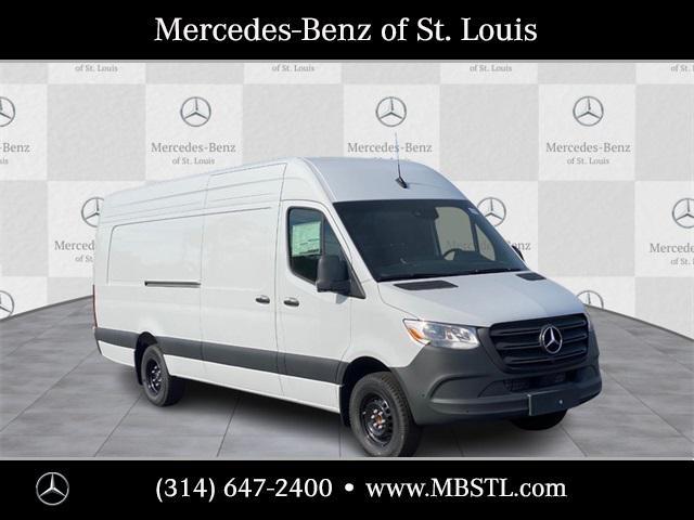 new 2024 Mercedes-Benz Sprinter 3500 car, priced at $77,565