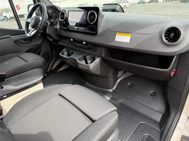 new 2025 Mercedes-Benz Sprinter 2500 car, priced at $69,944