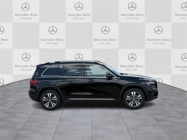 new 2025 Mercedes-Benz GLB 250 car, priced at $49,595