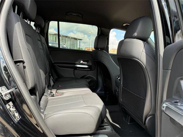 new 2025 Mercedes-Benz GLB 250 car, priced at $49,595