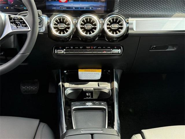 new 2025 Mercedes-Benz GLB 250 car, priced at $49,595