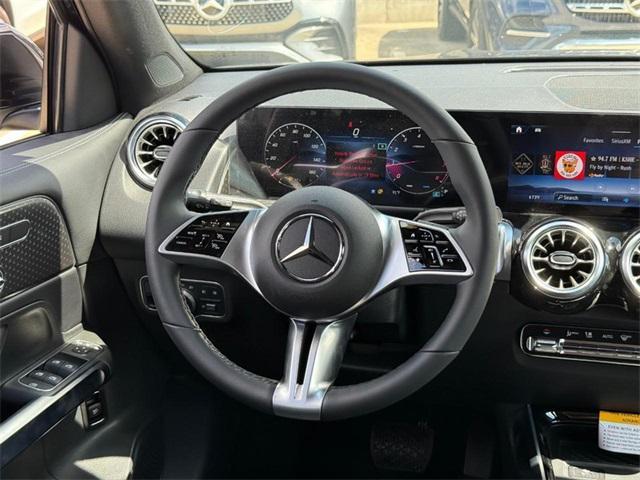 new 2025 Mercedes-Benz GLB 250 car, priced at $49,595