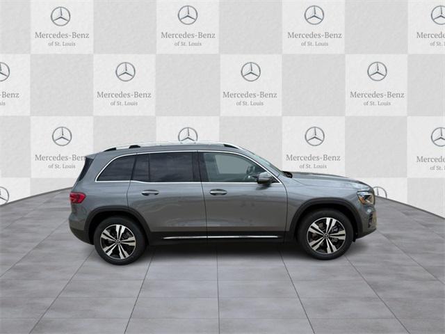 new 2025 Mercedes-Benz GLB 250 car, priced at $51,715