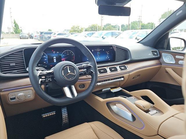 new 2025 Mercedes-Benz GLS 580 car, priced at $120,785